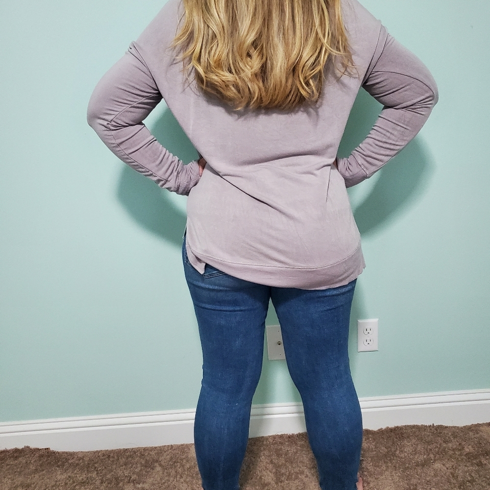 Sweatshirt - Picture 3 of 5